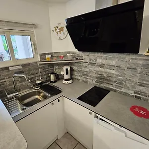 Apartment Dans Ancien Moulin A Huile Renove, Grasse